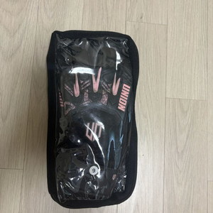 유니온 도미네이터 골키퍼 장갑 9호 이미지