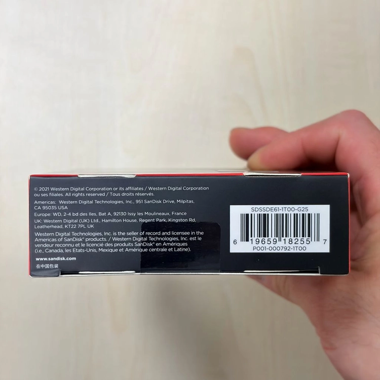 샌디스크 SSD 1TB E61 미개봉 판매합니다/ 이미지