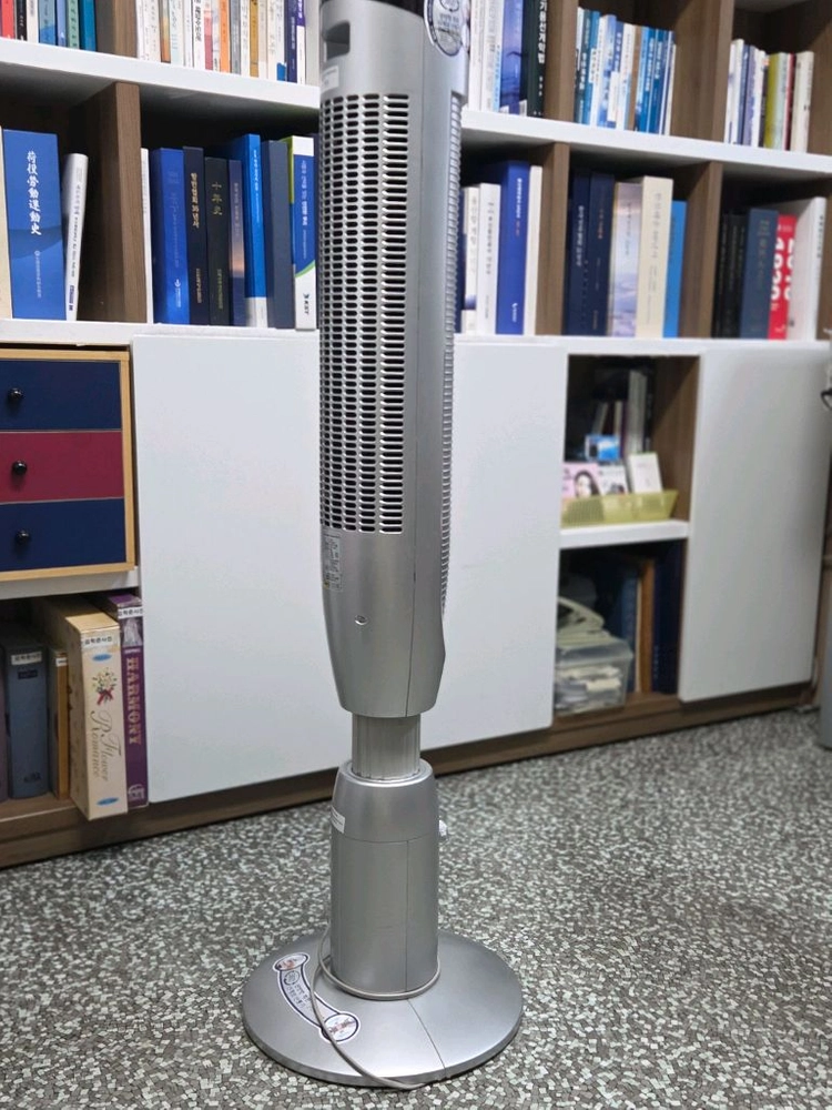 타워형 선풍기360도 회전형 이미지