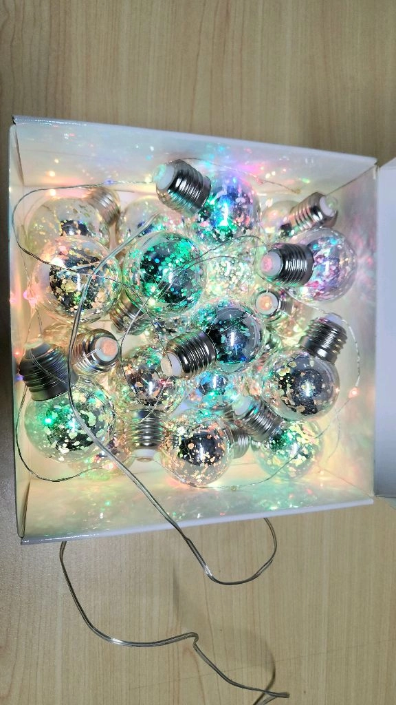 LED 벌브 스트링 라이트 컬러믹스 조명 이미지