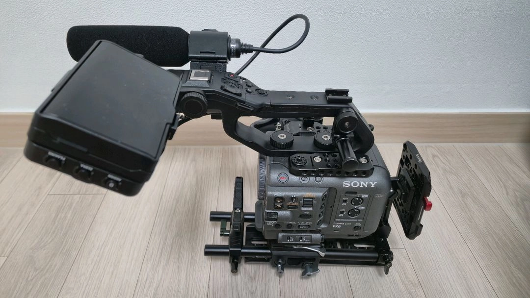 소니 FX6+스몰리그PART+소니 마이크 ECM-XM1 일괄 판매합니다 - 안심되는 중고거래