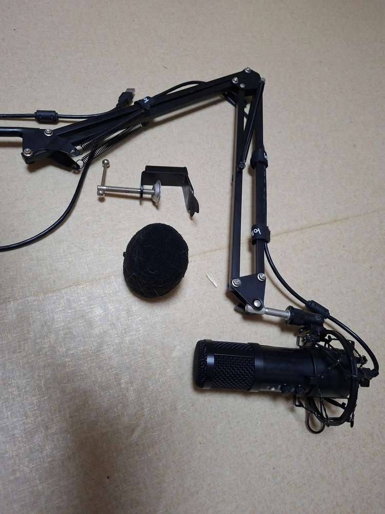 제닉스 퓨어 라이브 pure live microphone 방송용 마이크 처분! - 안심되는 중고거래
