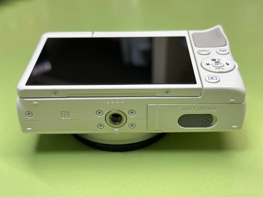 캐논 EOS M100+15-45mm KIT 미러리스카메라 이미지