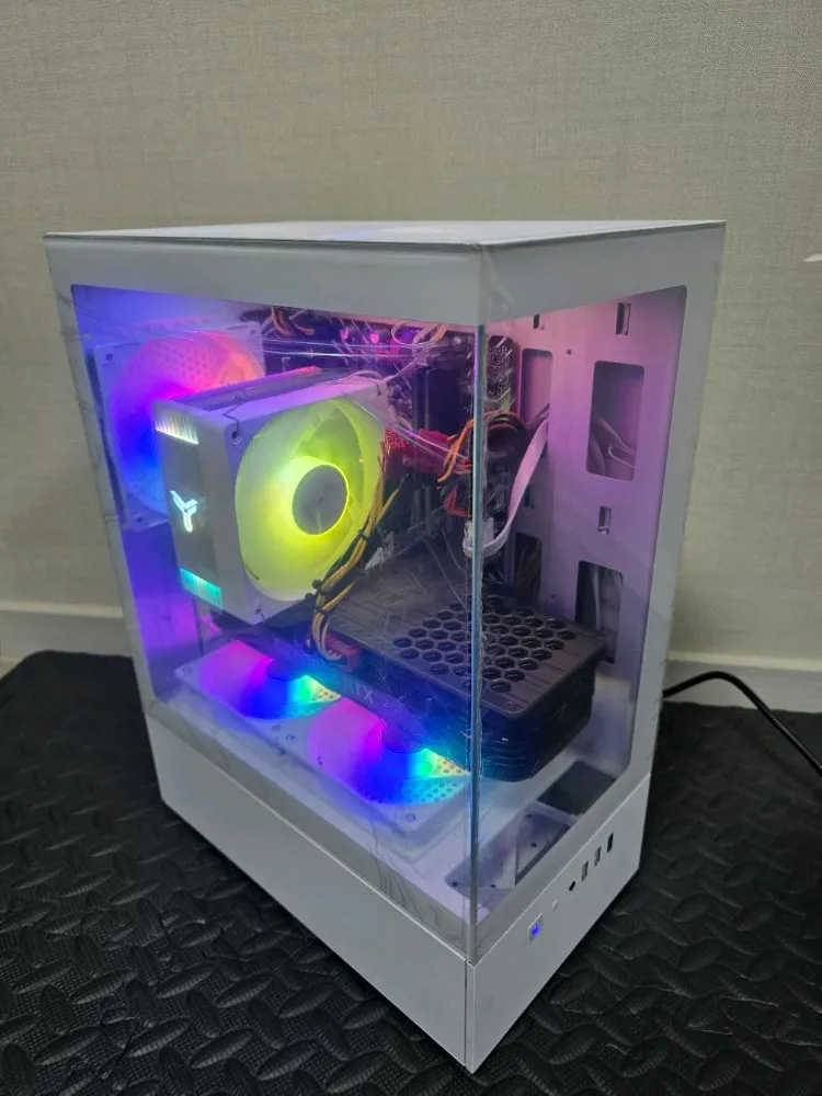 인텔 i5-12400F, RTX 3070 게이밍 컴퓨터 본체 판매 합니다. 이미지