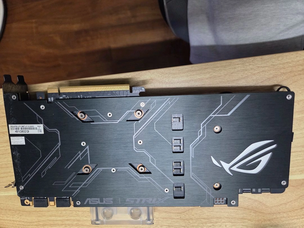 asus gtx1080ti 팔아요(수냉) - 안심되는 중고거래