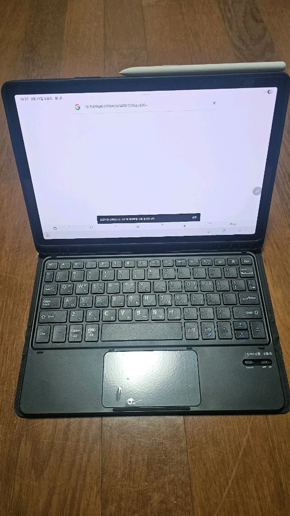 갤럭시탭S9 SM-X710 wifi 128GB 판매합니다. 키보드 포함. 이미지