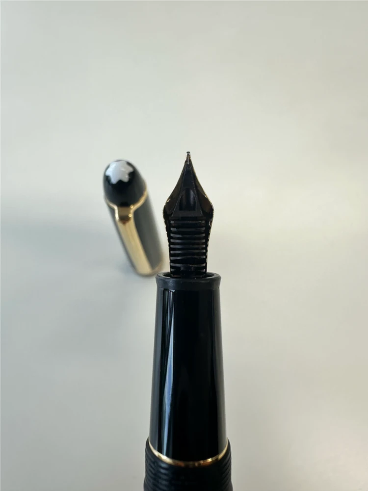 몽블랑 145 F닙 14k 이미지