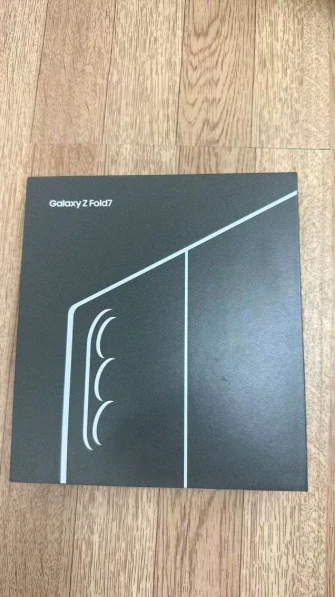 갤럭시 폴드7 블루쉐도우 256기가 미개봉 판매합니다 - 안심되는 중고거래