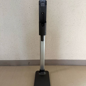 엘지 LG 코드제로 A9 청소기 버큠 스탠드 거치대 사진구성모델넘버 확인 사진개인입니다가까운곳은 2만원추가시 집 문 이미지