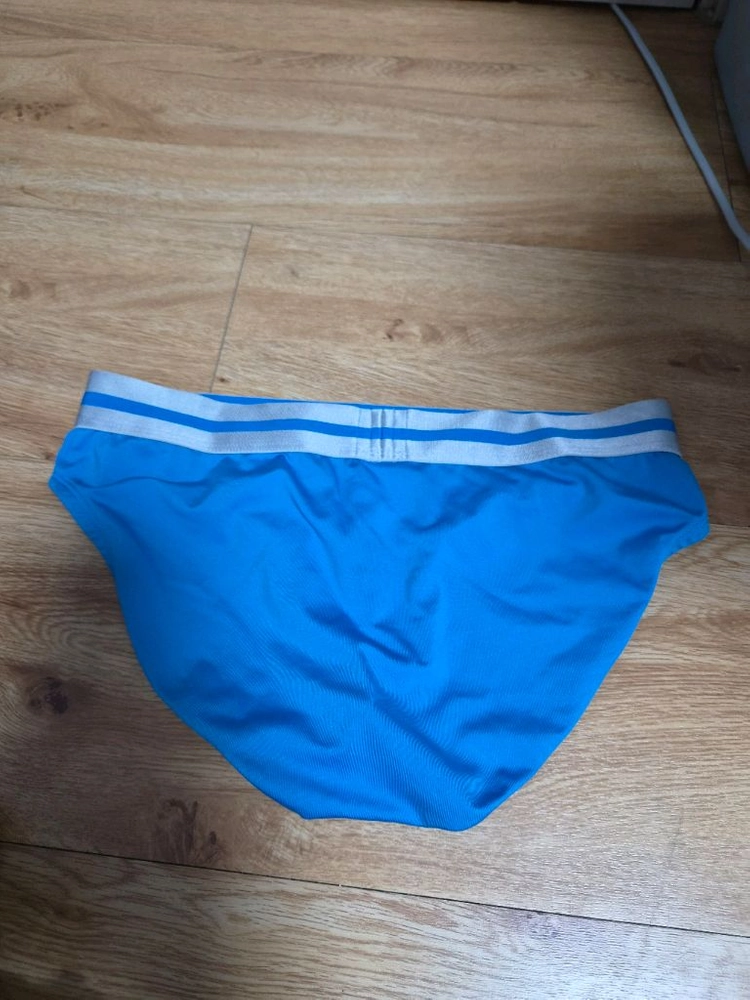 남성 삼각 속옷 이미지