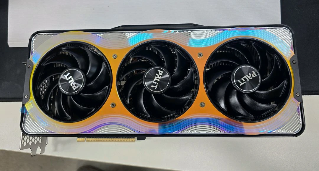 이엠텍 5070Ti 게임락 16gb 팝니다 - 안심되는 중고거래