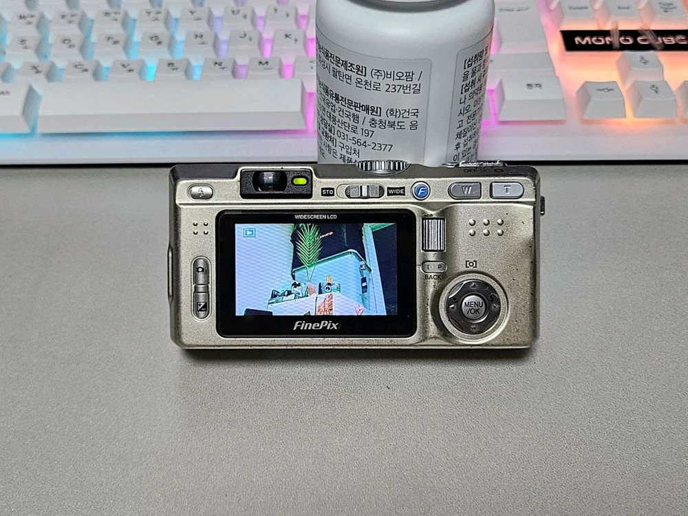 후지필름 파인픽스 F710 빈티지 디카 이미지