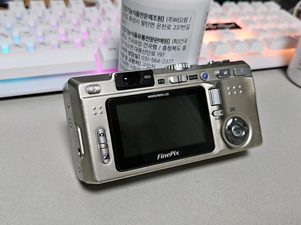 후지필름 파인픽스 F710 빈티지 디카 이미지