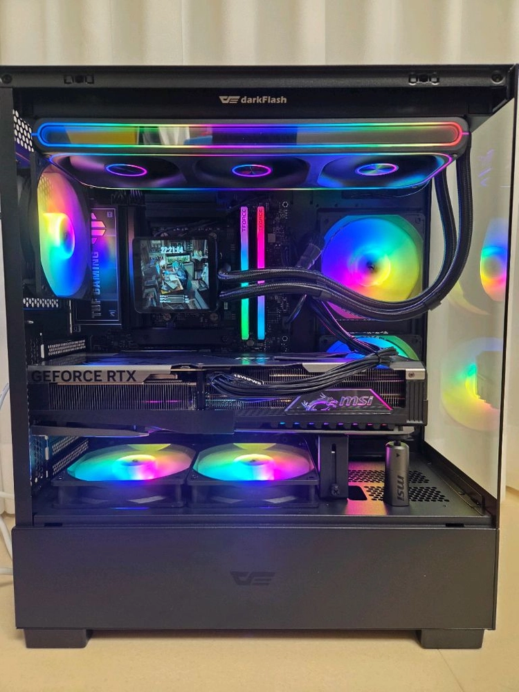 9950x3d, x870e wifi 7,2tb, 5080 본체 _5090 - 안심되는 중고거래