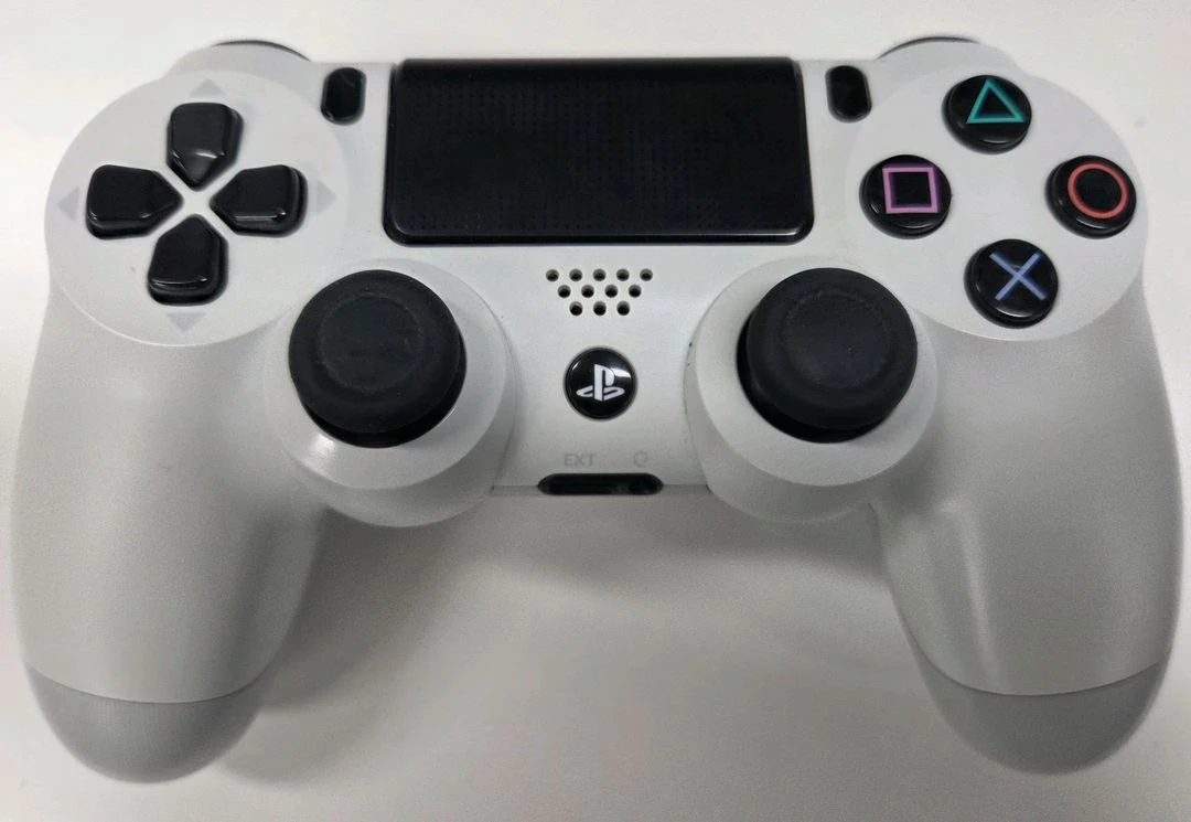 ps4 듀얼쇼크4 정품패드 c포트개조 판매합니다. 이미지