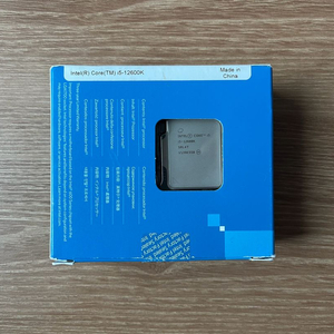 인텔 i5-12600K 이미지
