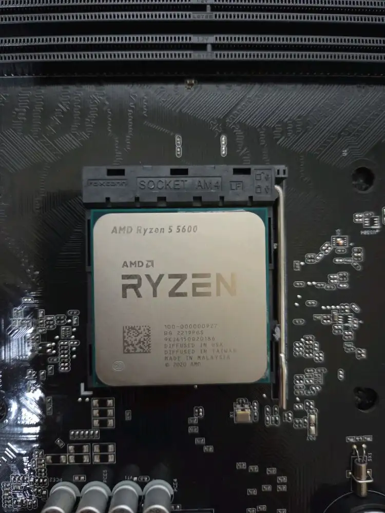 [신품 케이스/써멀 재도포] 라이젠 5600 + RTX 3070 터보젯 고성능 게이밍 PC 팝니다 이미지