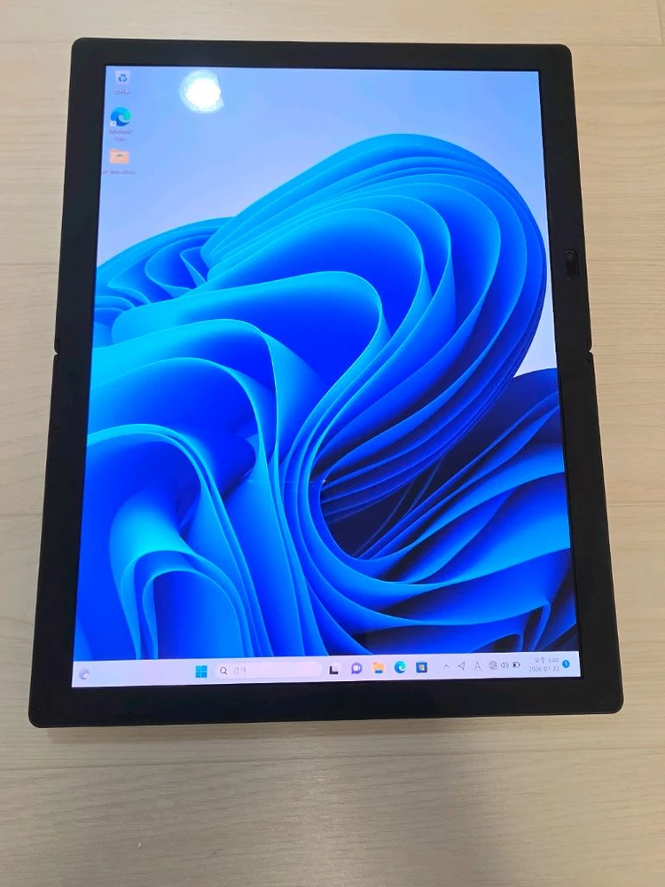 레노버 씽크패드 X1 폴드 1세대 이미지