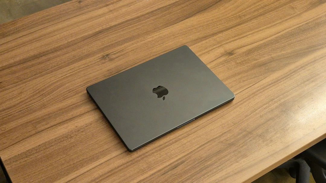 맥북 M3 Max 36GB 1TB 이미지