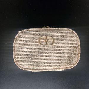 정품 디올 홀리데이 파우치 이미지