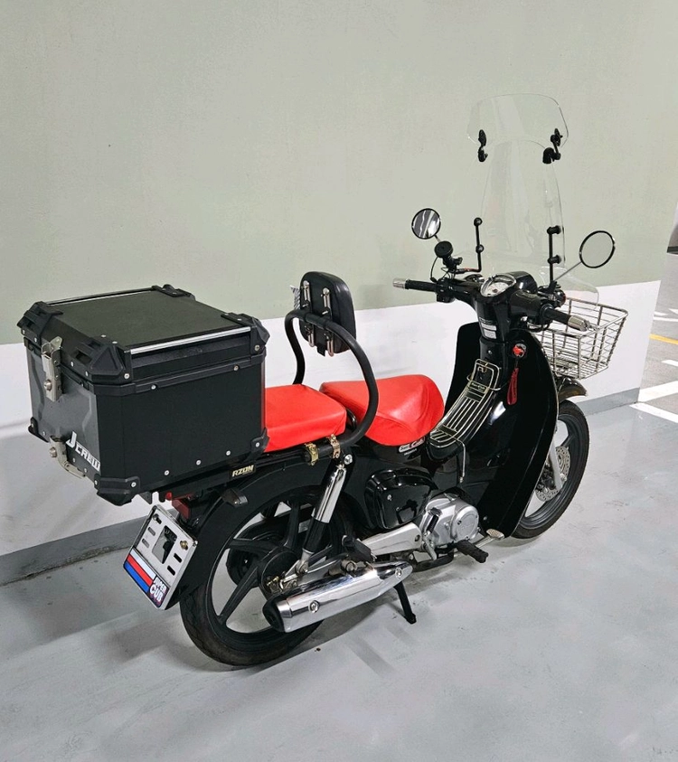 혼다 슈퍼커브 25년식 판매합니다 이미지