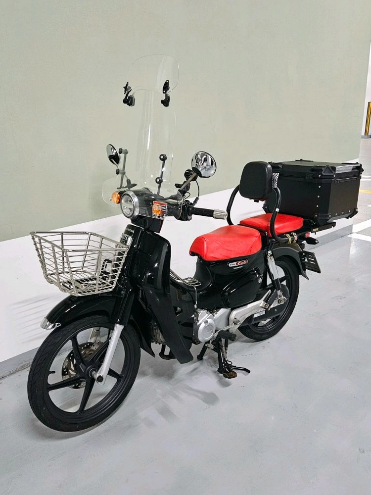 혼다 슈퍼커브 25년식 판매합니다 이미지