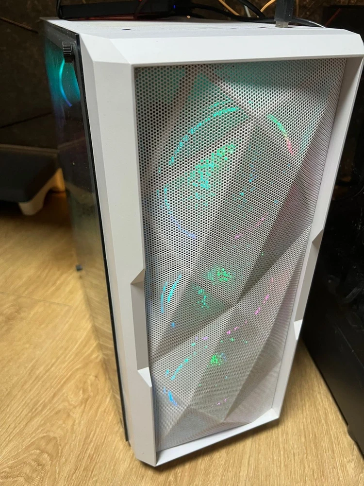 게이밍 PC AMD 라이젠 9 3900X, 32GB RAM, RTX 2070 SUPER 이미지