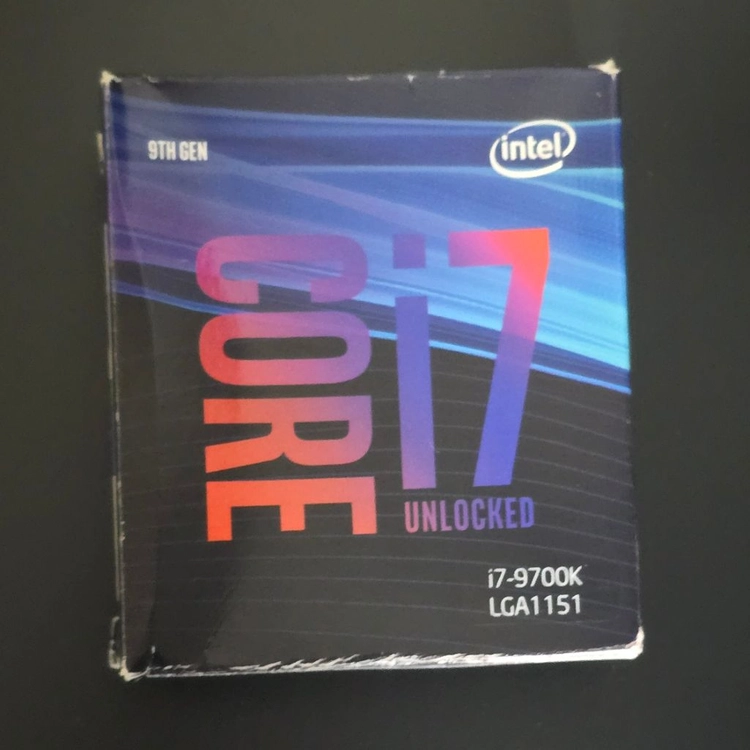 인텔 i7-9700k 9세대 cpu 이미지