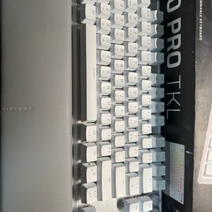 커세어 k70 pro tkl 기계식 키보드 이미지