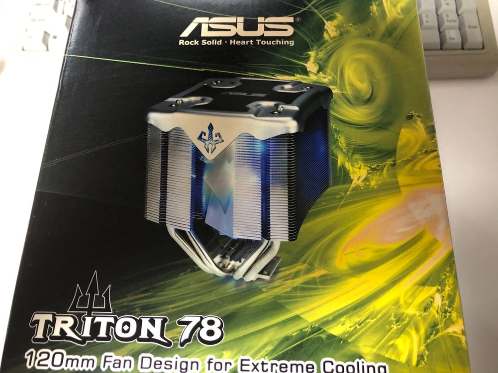 미개봉 ASUS TRITON 78 CPU 쿨러(내용 필독) - 안심되는 중고거래
