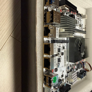 CWWK N305 NAS 용 m-itx 메인보드 이미지