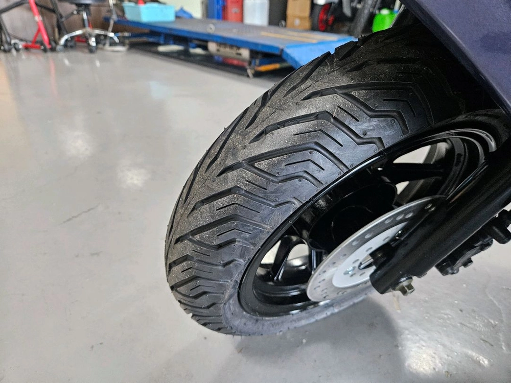 FC125 스쿠터 이미지