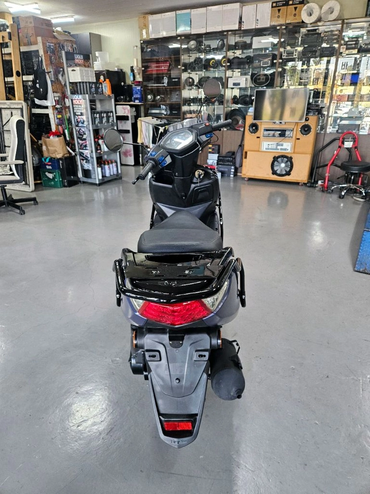 FC125 스쿠터 이미지