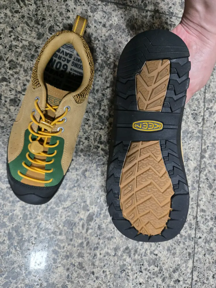킨 keen 트래킹 운동화 235-240 이미지