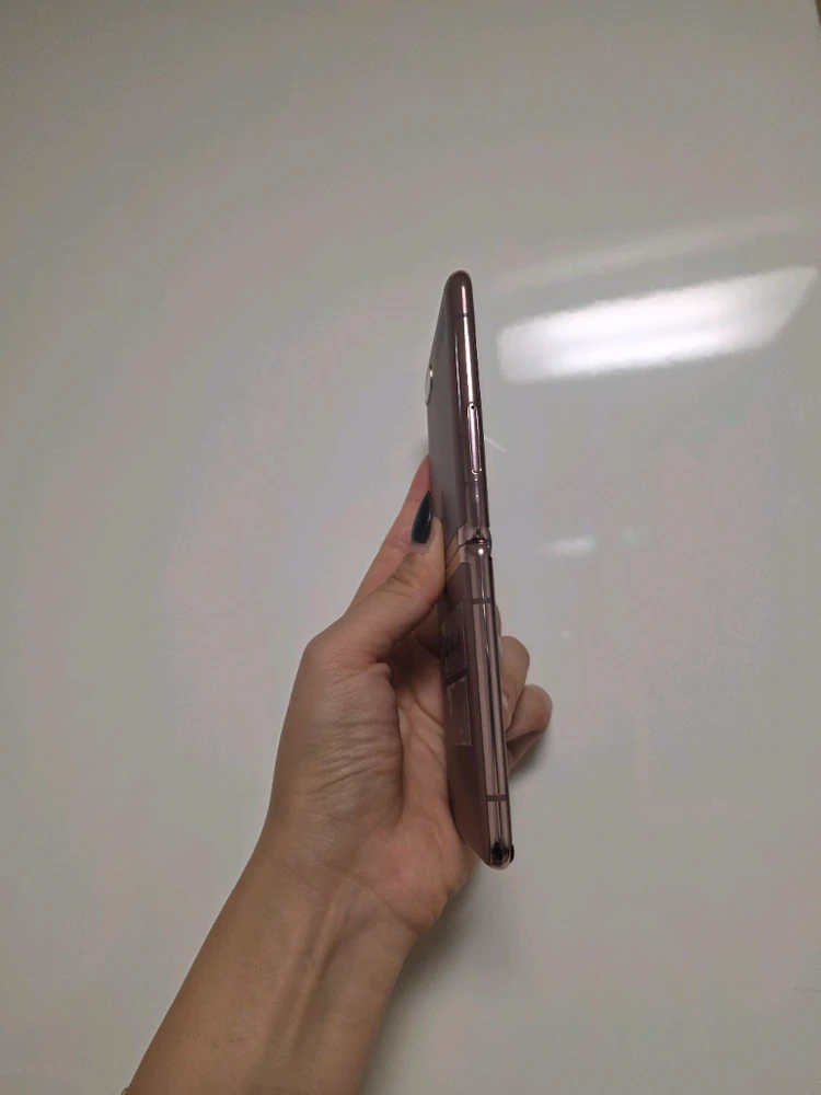 갤럭시z플립2 256G(화면멍)기능이상무 이미지