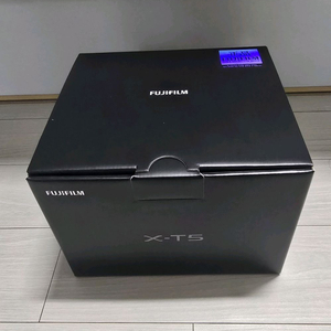 후지필름 X-T5 블랙바디 미개봉 새상품 팝니다. 이미지