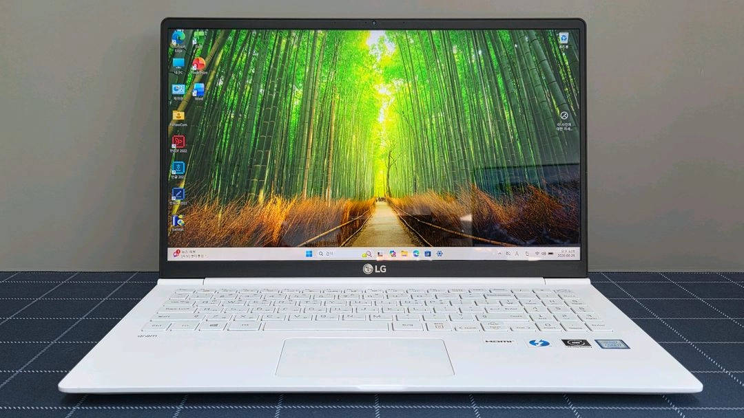LG 올뉴그램 15Z990 i7-8세대 신품급 고사양 노트북 이미지