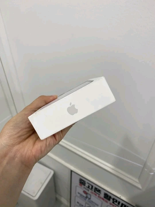 (미개봉 새상품) 애플 아이폰 17 프로 실버 256GB 자급제 이미지