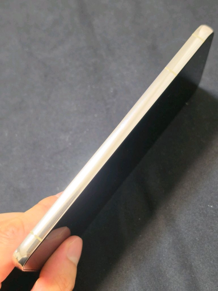 갤럭시 S22 플러스 256gb 자급제 팝니다 이미지