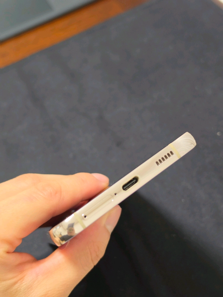 갤럭시 S22 플러스 256gb 자급제 팝니다 이미지