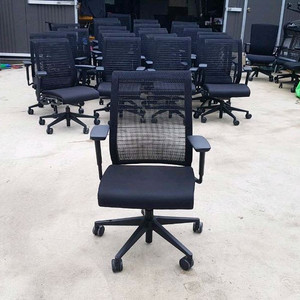 수입명품. STEELCASE THINK(스틸케이스 씽크)체어 이미지