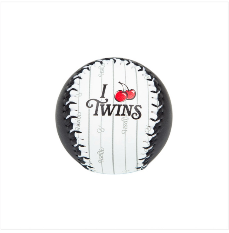 LG트윈스 X 키르시 I love TWINS 콜라보 기념구 이미지