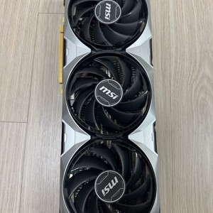 msi RTX 4070 Ti Super 그래픽카드 이미지