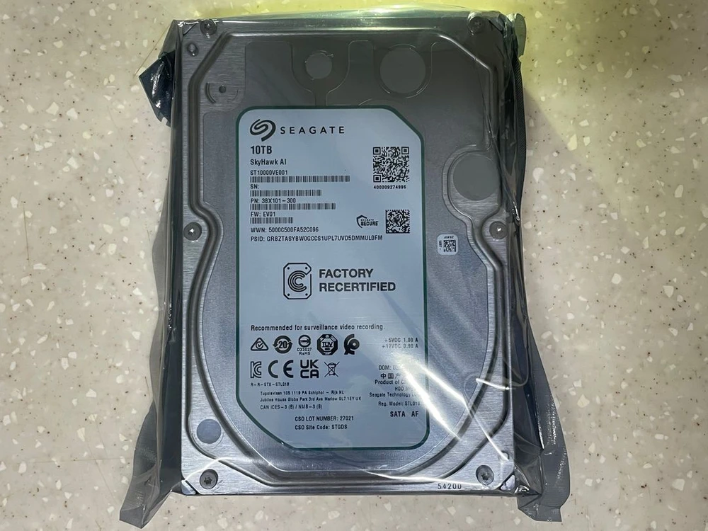 리퍼 미개봉 / 씨게이트 하드디스크 스카이호크 AI / 10TB / SATA (PC,NAS 호환) 이미지