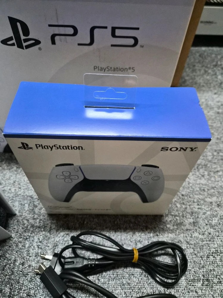ps5 디스크 1218a (8.20) 듀얼센스 추가 박스셋 이미지