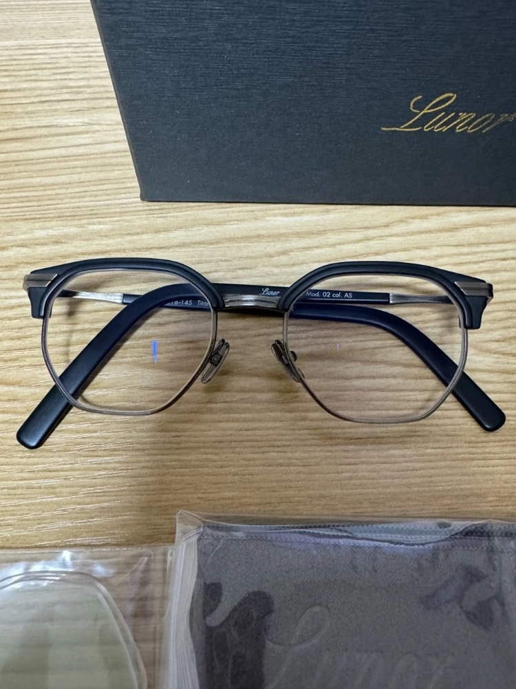르노 Lunor C1 Mod.02 AS 47size 안경 이미지