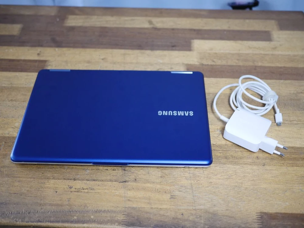 15인치 삼성 투인원 노트북 펜 S 8GB램 256GB NT950SBV-A58A 이미지