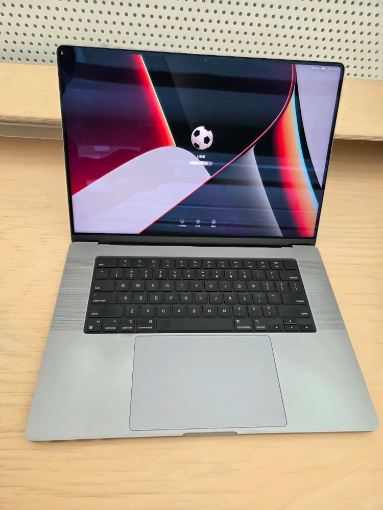 맥북프로 16인치 M1 Pro 2021년형 - 안심되는 중고거래