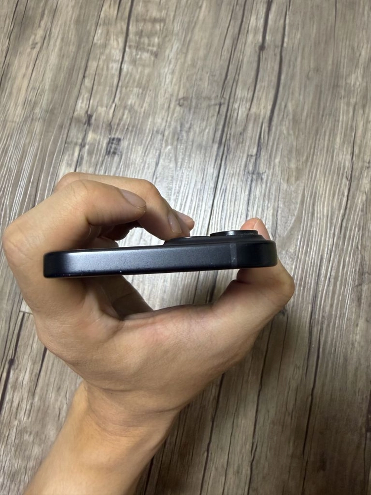 아이폰15 일반 블랙 128GB 판매합니다 이미지
