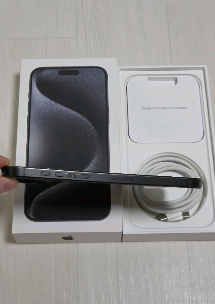 아이폰 15 프로맥스 256GB 이미지